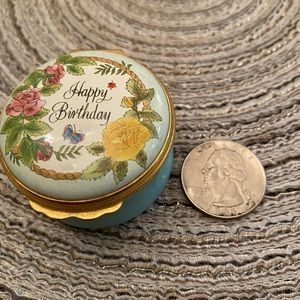 Vintage trinket box